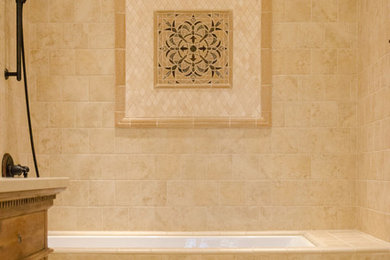 Home design - transitional home design idea in San Diego