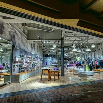 Nike Store - Fashion Island Newport Beach - Retail Floors