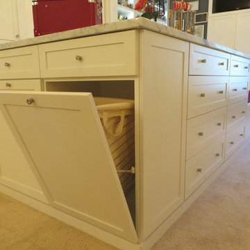 island with Hamper
