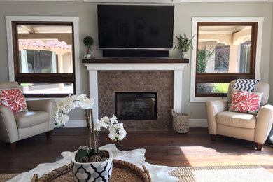 Elegant family room photo in San Francisco