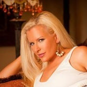Sunny Hinson Adairs foto