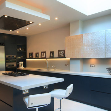 The Linear Kitchen with Silver Leaf