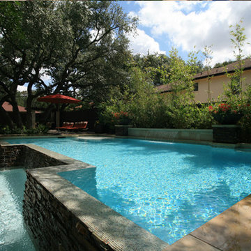 Negative Edge with spillway