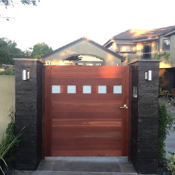 Malibu Wood Gate