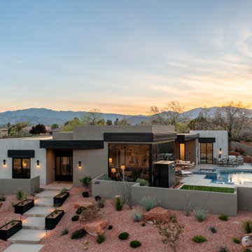 Large Family Designed Home with Indoor/Outdoor Living