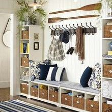 mud room