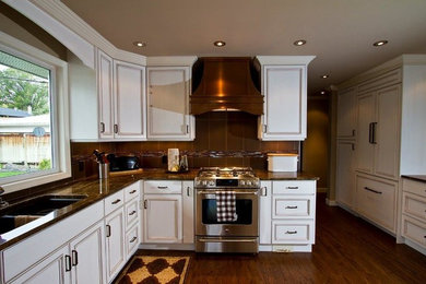 Inspiration for a contemporary kitchen remodel in Calgary