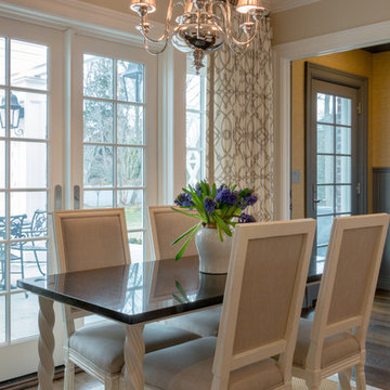 Long Island - Dining Area