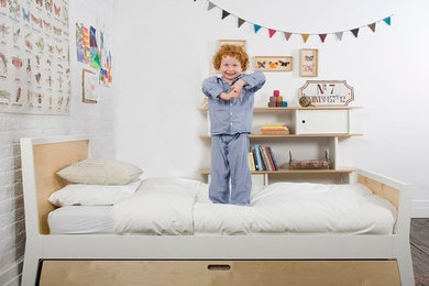 Cette image montre une chambre d'enfant nordique.