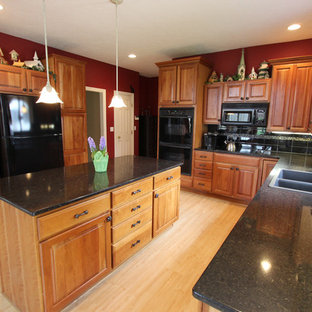 Black Quartz Countertop Houzz