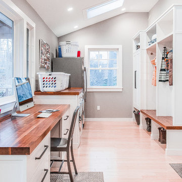Chappaqua Westchester county Contemporary, Cozy Kitchen