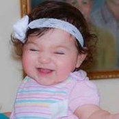 Ariane Ortiz's photo