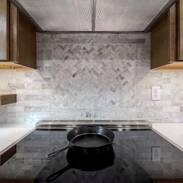 Caddy Court Kitchen & Mainfloor Remodel Before/Afters