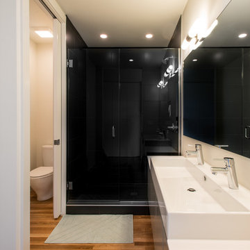 LG Construction + Development BathroomRanquist Development Group