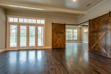 Inspiration for a transitional family room remodel in Orlando