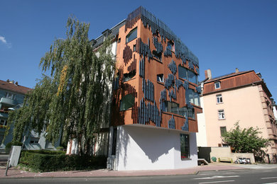 Contemporary exterior in Frankfurt.