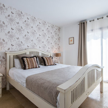 MAIN BEDROOM