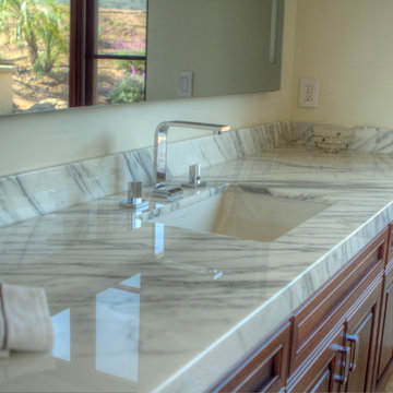 Calacatta Gold, Thick and Modern