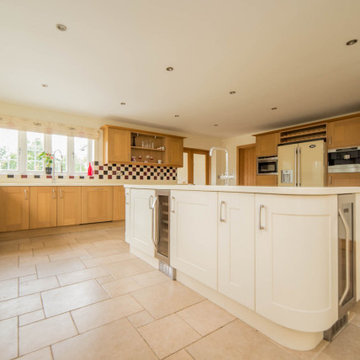 Approved Used Kitchen, Very Large Classic Shaker, Boot Room, NEFF Appliances
