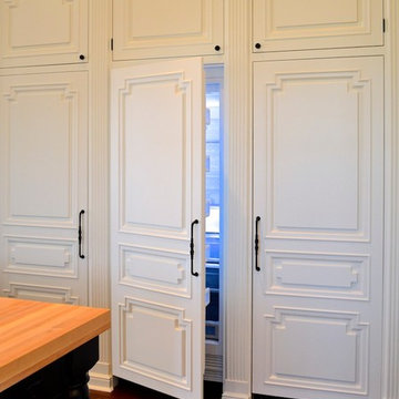 Mary Ross Custom Homes White Kitchen