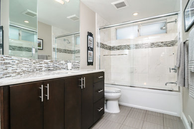 Inspiration for a transitional bathroom remodel in San Francisco