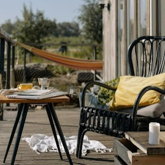 Relax in Style with a Deck Designed for Dreamers