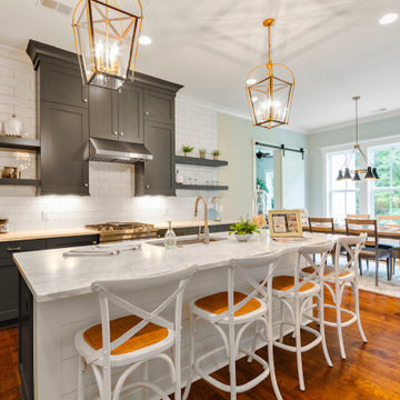 MODEL HOME STAGING