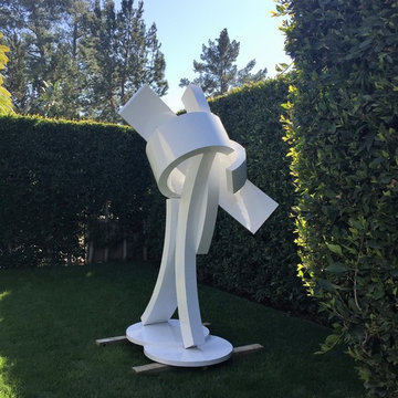Garden sculpture