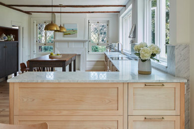 Example of a cottage kitchen design in Boston