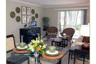 Example of a transitional home design design in Other