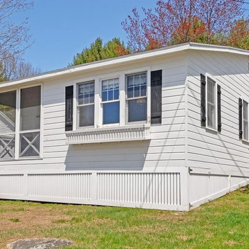 ACTIVE: Lake Wicwas Waterfront Cottage
