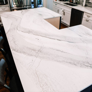 Smokey Mountain Modern Kitchen