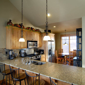 Brasada Ranch Resort – Rimrock 1 story Cabin with Lock-offs (for rental)
