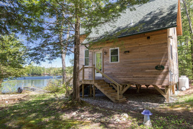 New Lakeside High-Performance Cabin. Photo by Dwelling Photography
