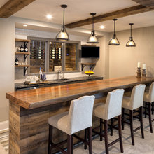 Bar, Lounge & Cigar Rooms