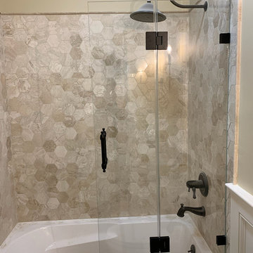 Frameless Tub Splashguard