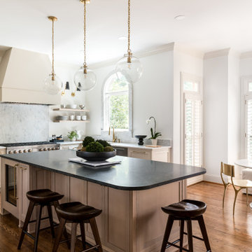 DULUTH -  Warm and Modern Kitchen