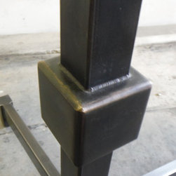 Dining table base for 48" DIA top. - Products