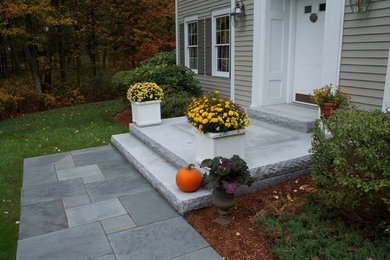 Mid-sized traditional exterior home idea in Boston
