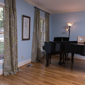 Cool and Fresh Living Room/Dining Room