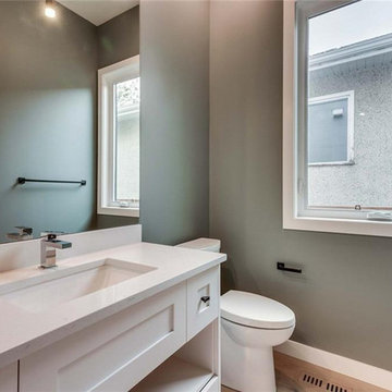 43 Ave sw- duplex
