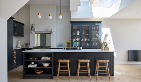 7 Symmetrical Styling Tips to Try at Home
