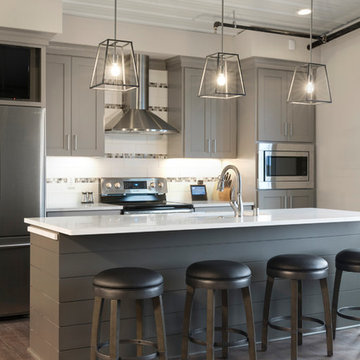 Retro-Inspired Medina Garage Transformation