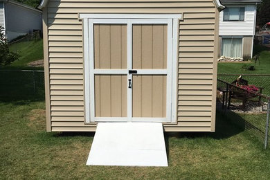 Elegant shed photo in St Louis