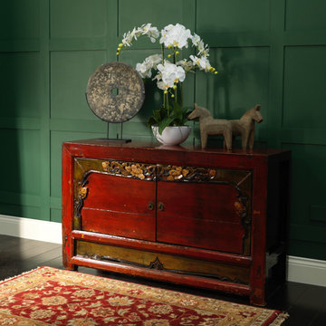 Red Lacquer Gansu Sideboard