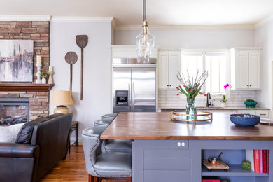 Trendy kitchen photo in Raleigh