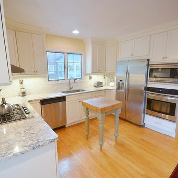 Traditional White Reface Kitchen