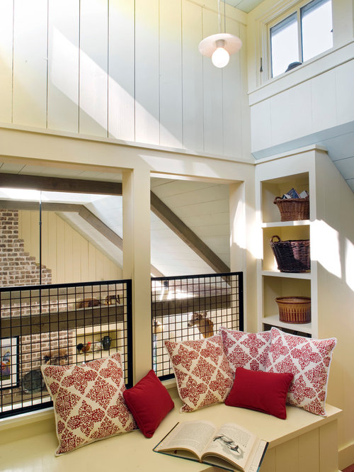 Upstairs Loft | Houzz