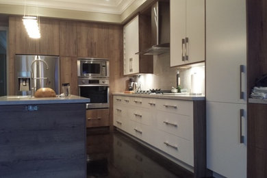 Kitchen Cabinet Installation - Yonge & Eglinton