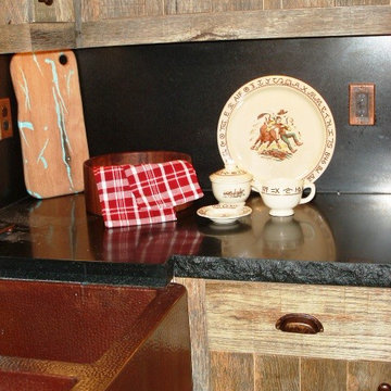 Lost Creek - National Park Style Cabin